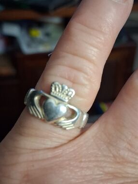 Sterling Silver Claddagh Ring Size 5